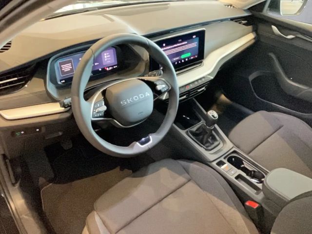 Skoda Octavia Essence TSI