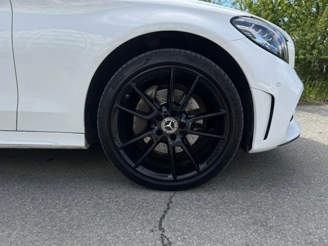 Mercedes-Benz C 200 4MATIC AMG Line Sedan