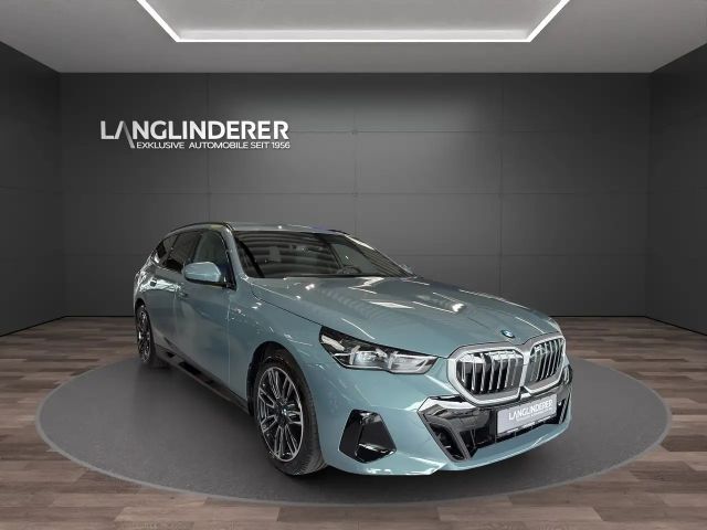BMW 520 520d M-Sport Touring