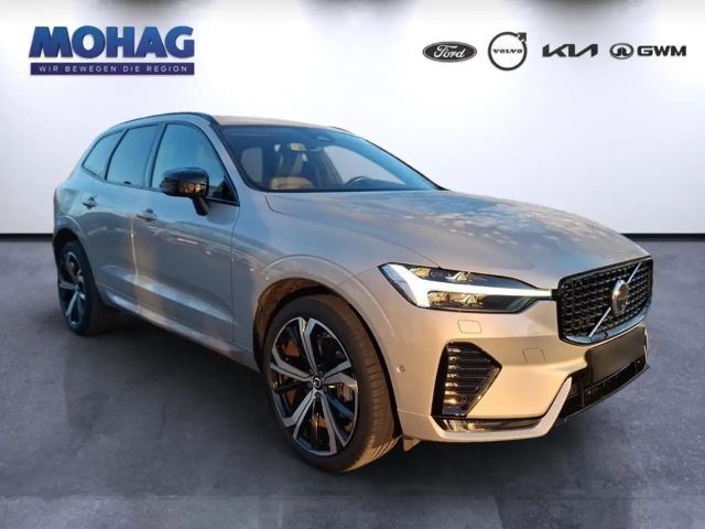 Volvo XC60 AWD Dark Plus