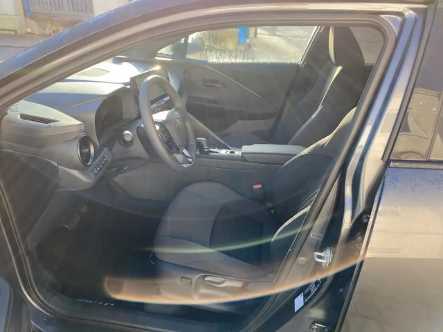 Toyota C-HR Plug-in Technik