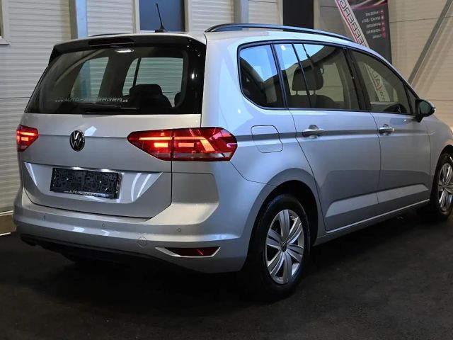 Volkswagen Touran 2,0 TDI,Nebel-SW,Einparkhilfe hinten,Dachreling