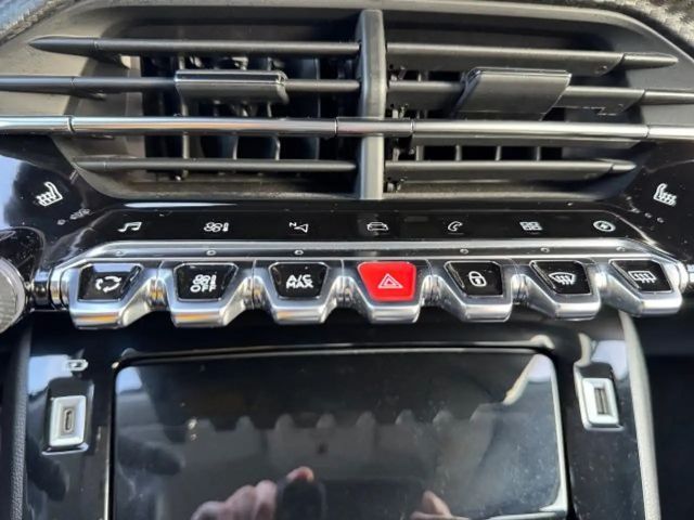 Peugeot E-2008 Allure Pack