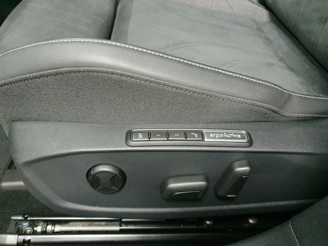 Volkswagen Golf 1.5 eTSI DSG Style