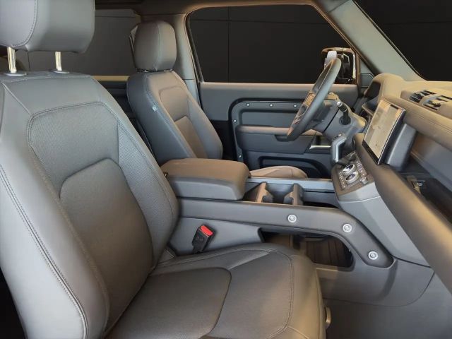 Land Rover Defender 90 D200 Dynamic SE