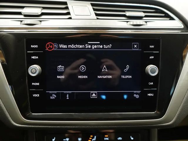 Volkswagen Touran 1.5 TSI DSG