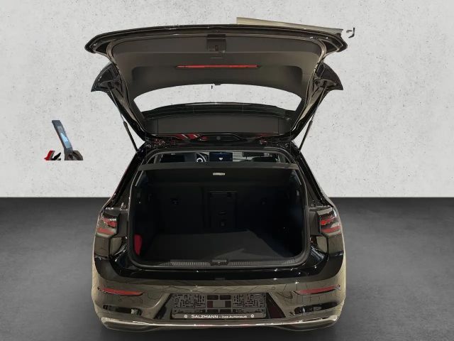 Volkswagen Golf 1.5 TSI Golf VIII Sport Style