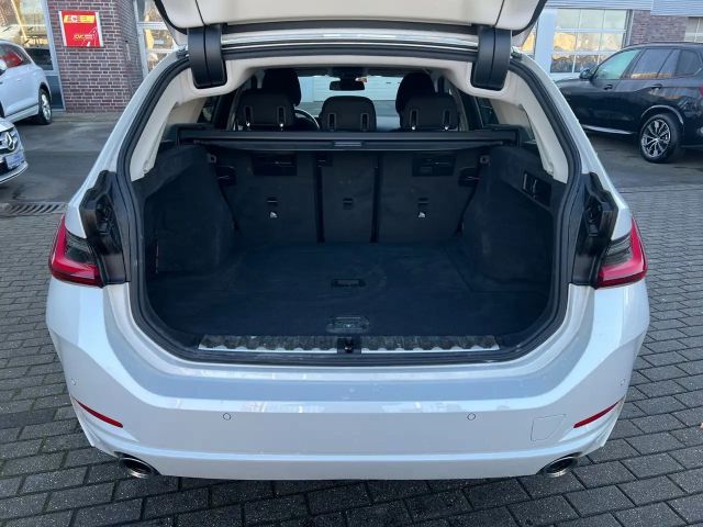 BMW 320 320d Touring xDrive