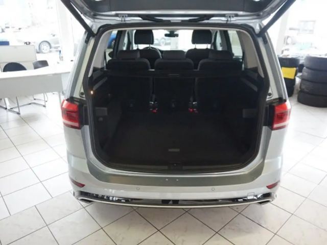 Volkswagen Touran DSG R-Line