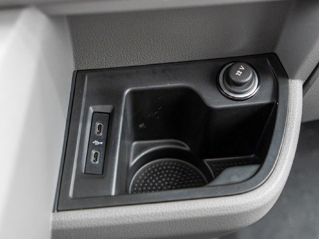 Volkswagen Caravelle 2.0 TDI T6