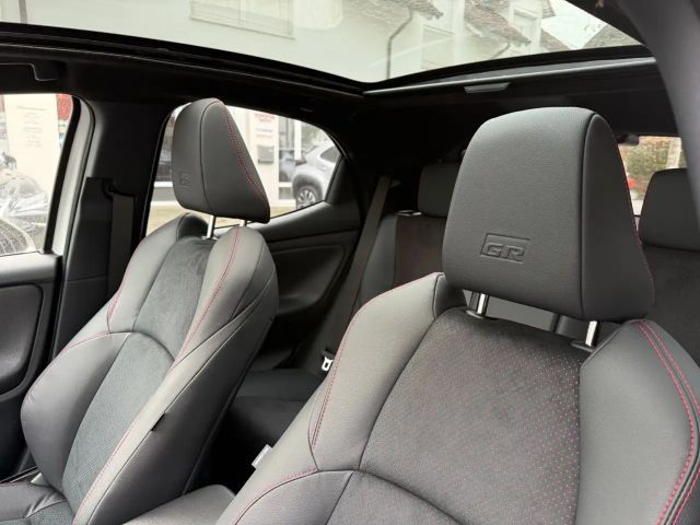 Toyota Yaris GR Hybride VVT-i