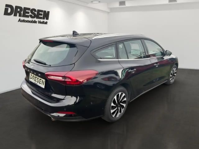 Ford Focus Titanium Wagon