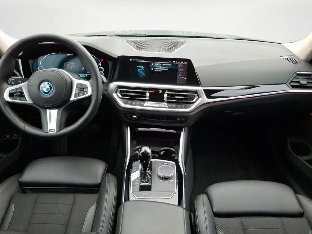 BMW 330 330e Sport Line Touring