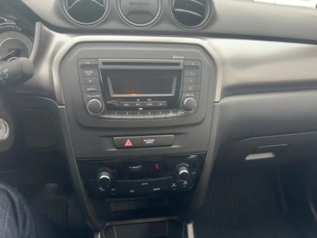 Suzuki Vitara Club Hybrid