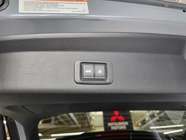 Mitsubishi Outlander 2,4 Intro