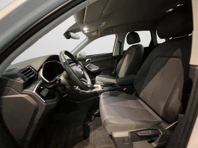 Audi Q3 35 TDI S-Tronic