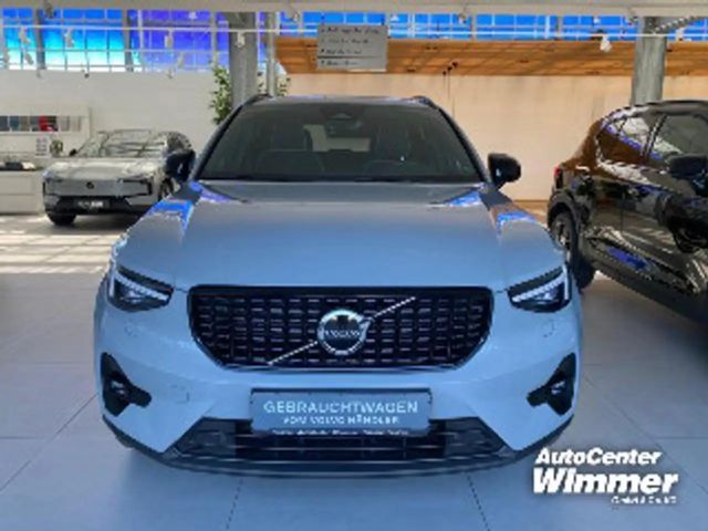 Volvo XC40 Dark Plus