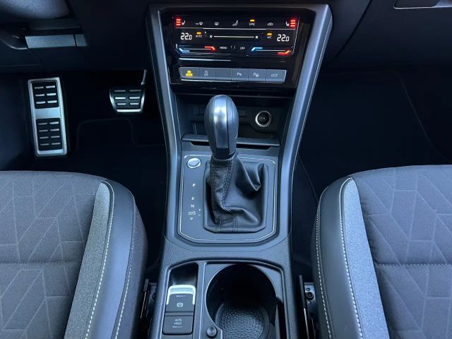 Volkswagen Touran 1.5 TSI DSG