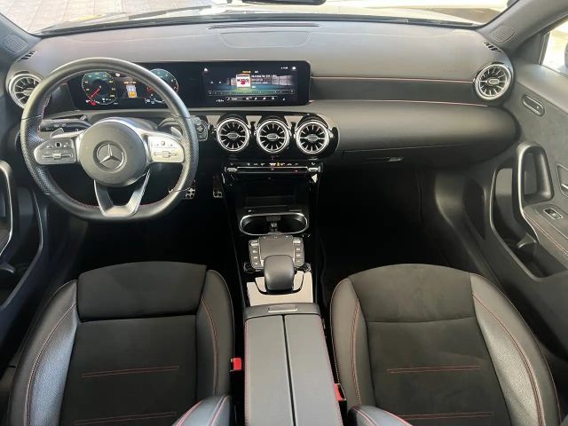 Mercedes-Benz A 200 AMG Line