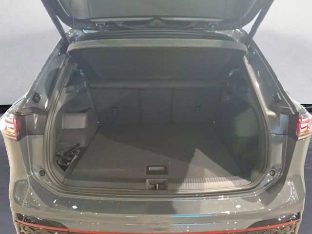 Volkswagen Tiguan 4Motion R-Line