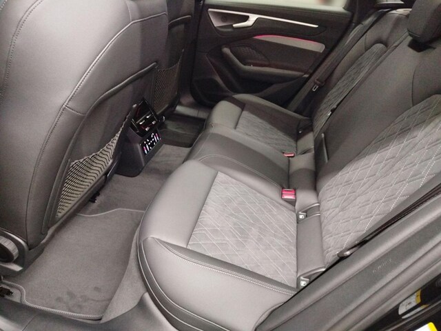 Audi A6 Avant S-Tronic