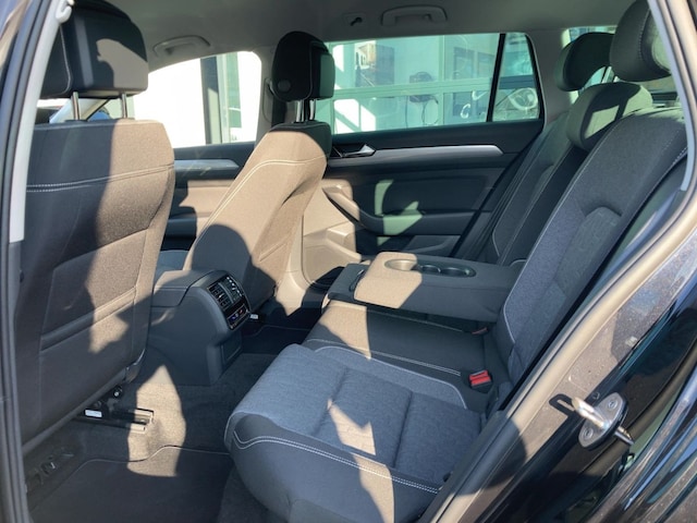 Volkswagen Passat 2.0 TDI Business DSG Variant