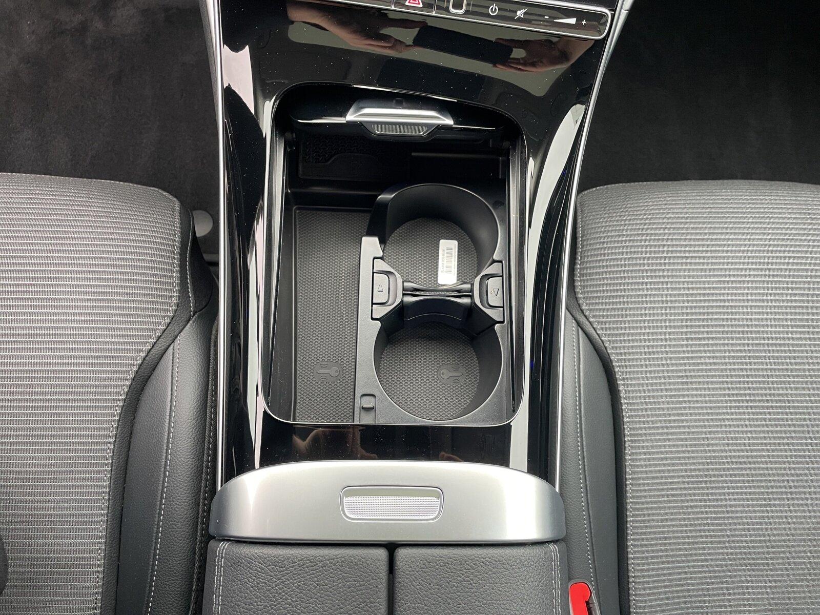 Mercedes-Benz C 180 AVANTGARDE Estate