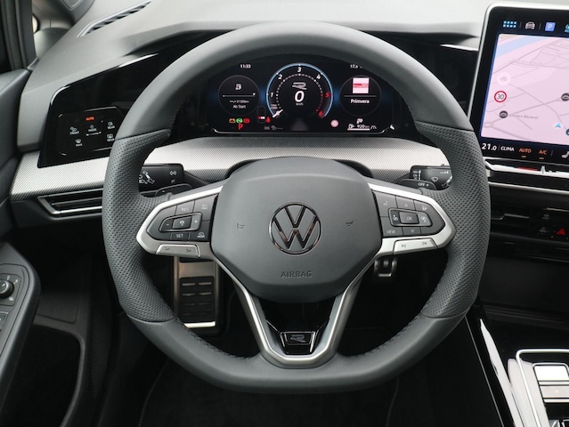 Volkswagen Golf DSG R-Line