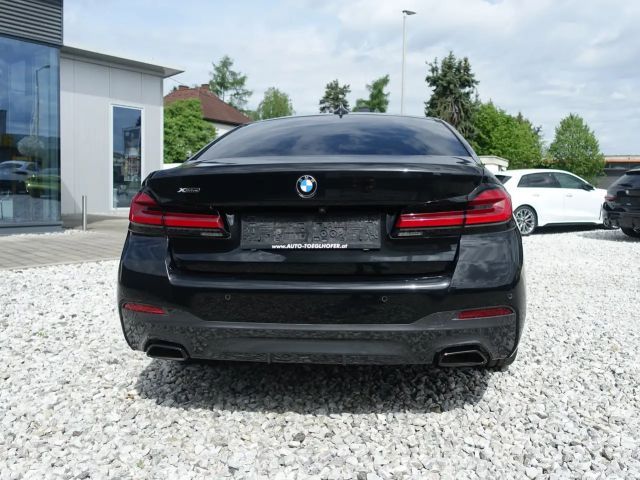 BMW 530 530e M-Sport Sedan xDrive