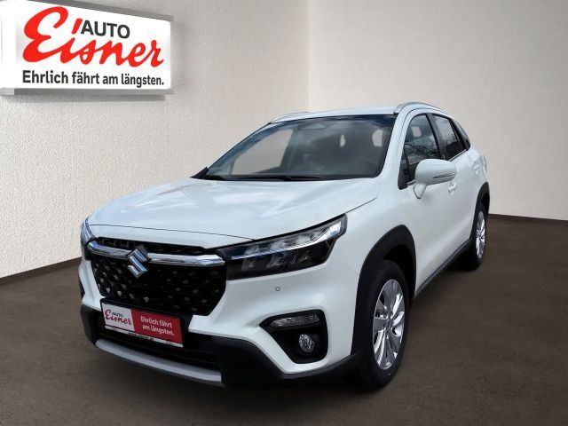 Suzuki S-Cross Hybrid