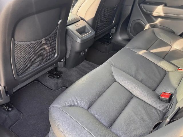 Volvo XC60 AWD Dark Plus