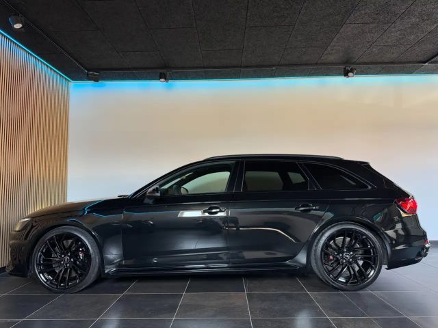 Audi RS4 Quattro
