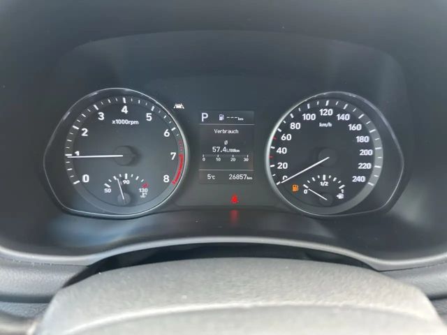 Hyundai i30 DCT AUTOMATIK KLIMA + SITZHEIZUNG + TEMPOMAT + PAR