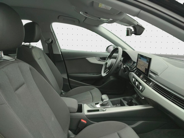 Audi A4 30 TDI Avant S-Tronic