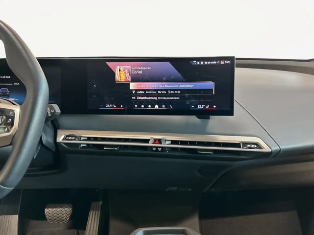 BMW iX xDrive40