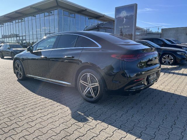 Mercedes-Benz EQE 300 Sedan