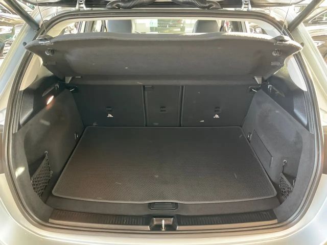 Mercedes-Benz B 180 Progressive