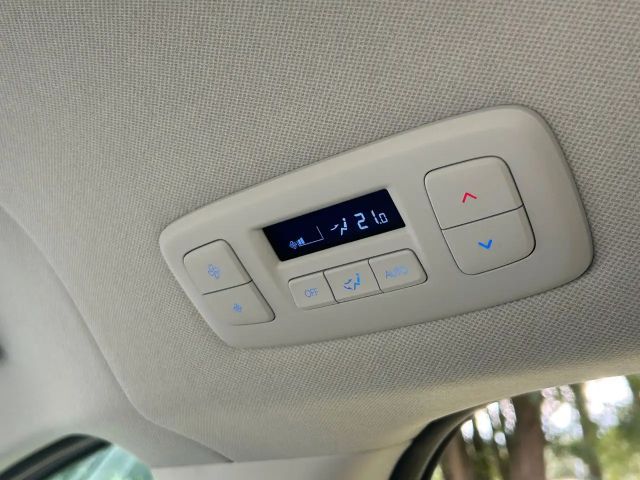 Hyundai Staria Trend