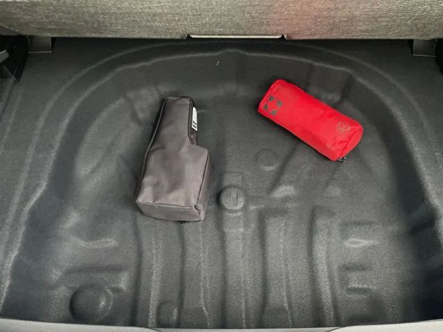 Volkswagen Golf 1.5 eTSI DSG Golf VIII IQ.Drive