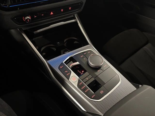 BMW 330 330i Touring xDrive