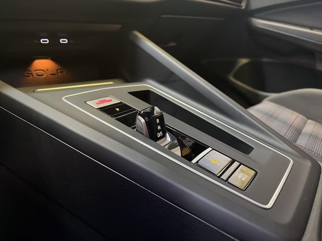 Volkswagen Golf 2.0 TSI DSG GTI