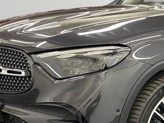 Mercedes-Benz GLC 300 4MATIC AMG Line GLC 300 d