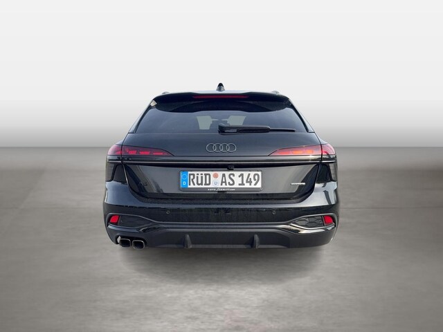 Audi A6 Avant Quattro S-Tronic