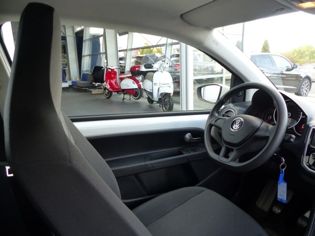 Volkswagen up! Move Move up!