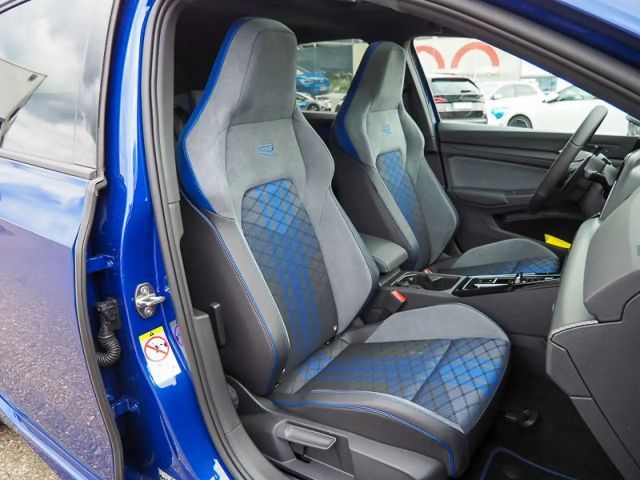 Volkswagen Golf 2.0 TSI 4Motion DSG Golf VIII