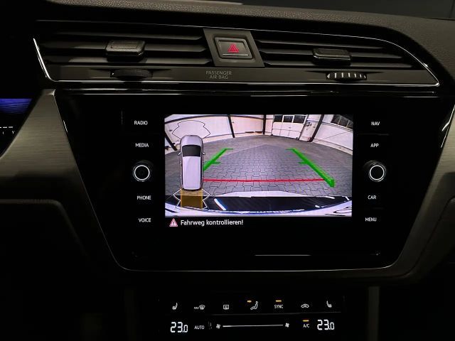 Volkswagen Touran 1.5 TSI DSG Family