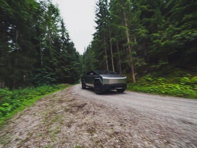 Tesla Cybertruck Cybertruck "foundation series" EU Zulassung