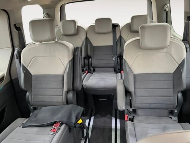 Volkswagen Multivan 2.0 TSI DSG Style T7
