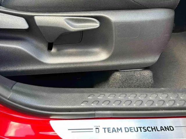 Toyota C-HR Hybride Team D