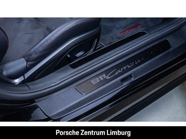 Porsche 992 Cabrio Carrera GTS